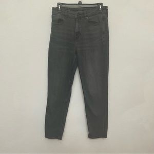 American Eagle Stretch Faded Black Mom Jeans Size 8 Basic Comfort Denim